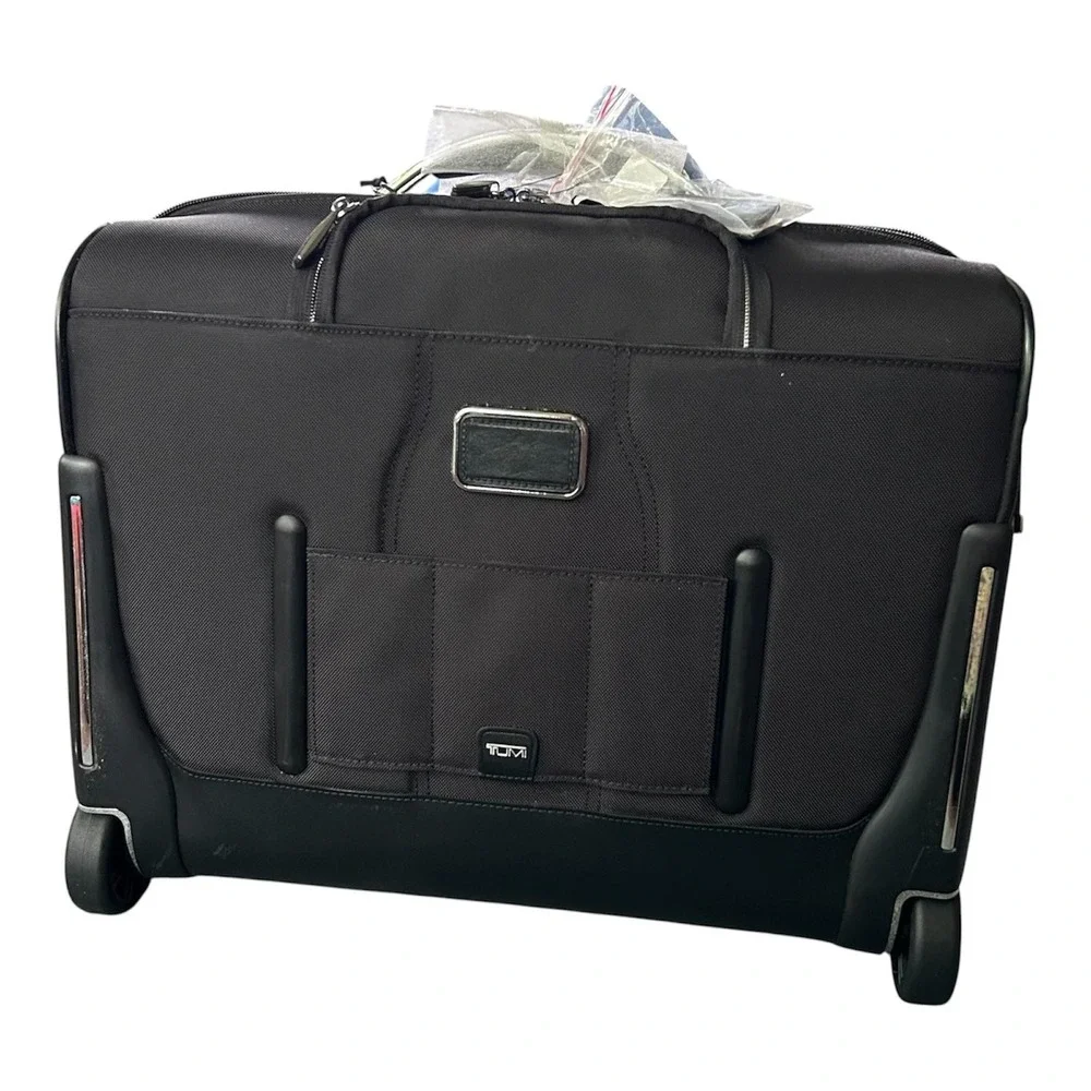 TUMI Bag Arrive LaGuardia Wheeled Brief Laptop Black 17